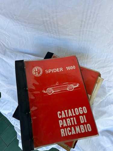 Brochure pezzi ricambio - brochure,
