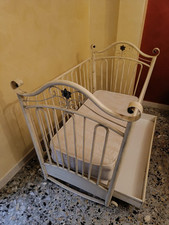 culla neonato in ferro battuto usata ma in ottime condizioni