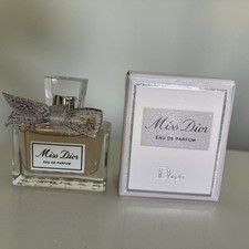 Miss Dior Deluxe Mini