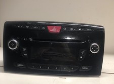 Autoradio/stereo/display/CD/DVD Lancia Ypsilon  Anno 2011-2025 Senza Codice