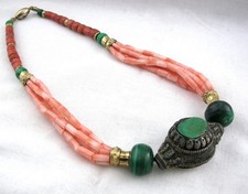 COLLANA CORALLO MALACHITE CON