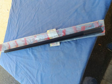 RASAVETRO RASCHIAVETRO FIAT TIPO 5 PORTE DA 1988 A 1995 CODICE 7632071 DX = SX