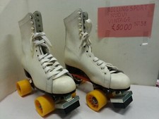 Pattini rotelle con - a,