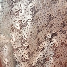 Tenda in pizzo panna