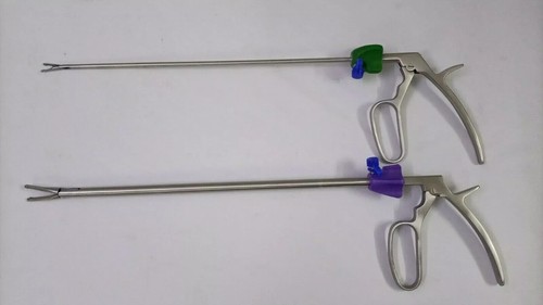 Kit strumenti chirurgici