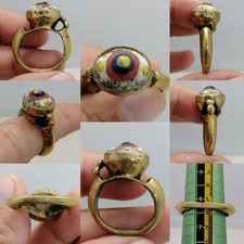 Meraviglioso anello antico