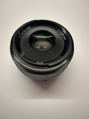 Sony e35mm oss sel35f18 - e35mm,