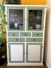 Splendida vetrina in legno in stile francese, bianca e verde. Pv per spedizione