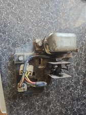 Regolatore/raddrizzatore e