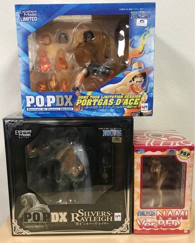Lotto figurine one piece - one, 3