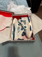 Taglia 10,5 - Air Jordan 4