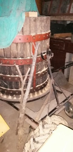 Torchio per uva - su,