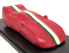 Modellino auto Matrix 1/43 Ferrari F40 sottocoperta rosso design italiano diorama resina