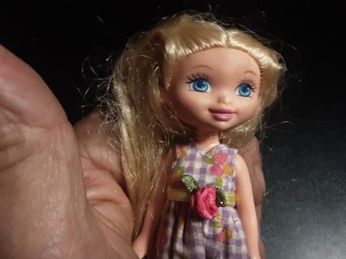 Piccola bambola mattel - piccola,