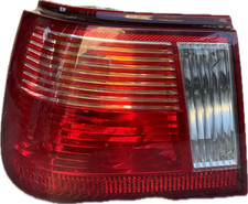 Fanale posteriore sinistro per