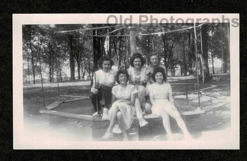 Donne fidanzate parco - 5,