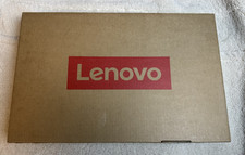 LENOVO IDEAPAD SLIM 3 schermo