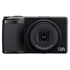 Nuovo Ricoh GR IV Compact