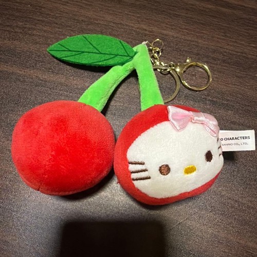 Peluche mascotte ciliegia