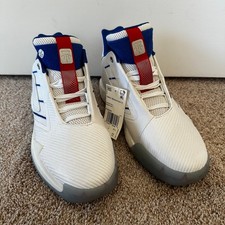 NUOVA scarpa da basket Adidas