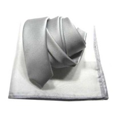 Completo cravatta grigia slim