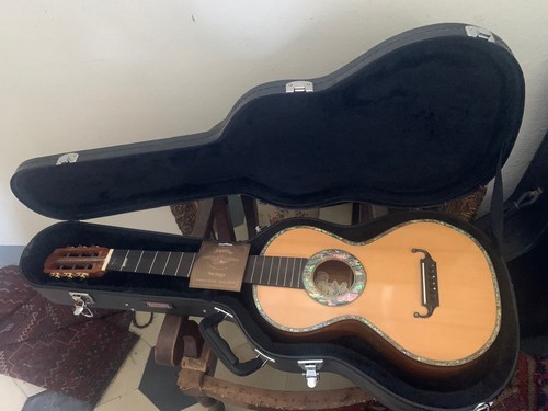 Liutaio juri risso chitarra - juri,