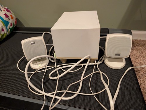 Altec lansing acs33 - lansing,