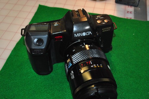Minolta maxxum 8000i - maxxum,