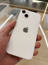 Apple iPhone 13 - 128GB -
