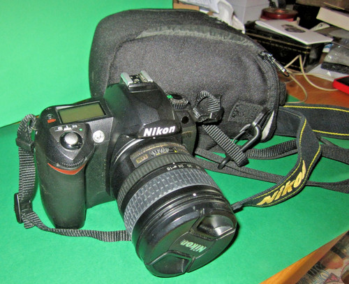 Nikon d70 s - +, af-s