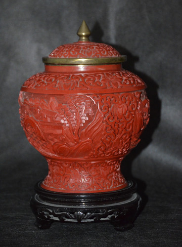 Chin rotlackvase deckeldose - rotlackvase,