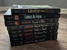 Cirque Du Freak PB Book Lot by Darren Shan - T1108