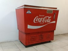 GHIACCIAIA POZZETTO COCA COLA COCACOLA FRIGO FRIGORIFERO
