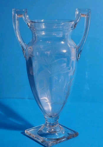 Vaso urna trofeo inciso - , grano