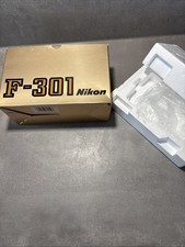 Nikon F-301 - Confezione