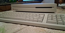 Vintage Apple MacIntosh LC