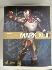 Hot Toys Power Pose Iron Man