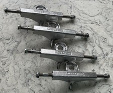 Stivali a rotelle/appendiabiti