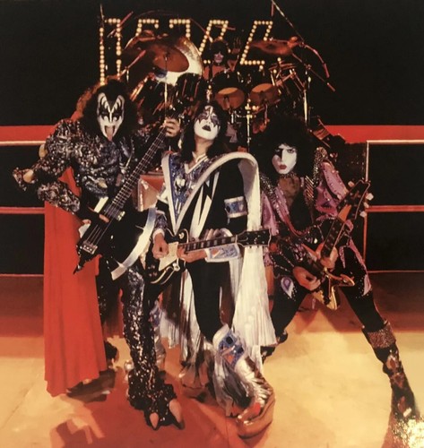 Kiss hotten than hell - hotten,