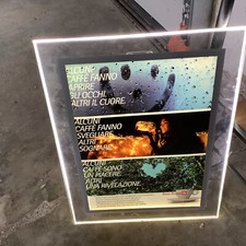 Espositore Quadro cornice luminosa per pubblicitá esempio illy