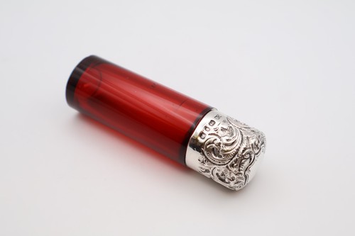 Bella antica bottiglia profumo