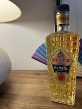 Stock Anisette Superiore Collezione liquore