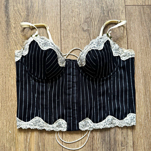 Corsetto stringato nero