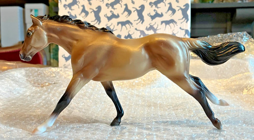 Breyer bella 2017 horse - 'bella',