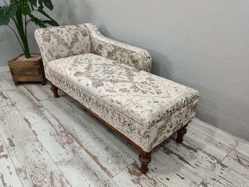 Chaise longue contenitore