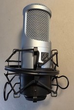 AKG Perception 100 Microfono a