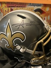 Casco Alvin Kamara firmato