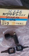 KAWASAKI GPZ900R SERRATURA SELLA 27016-5079 NOS