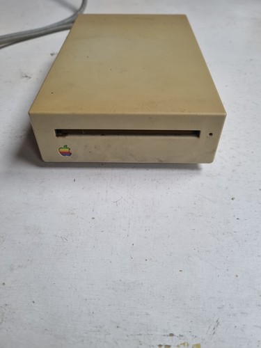 Apple external drive - apple, 800k