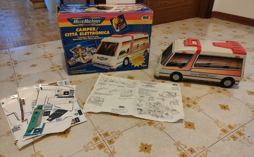 Micro machines camper - machines, città